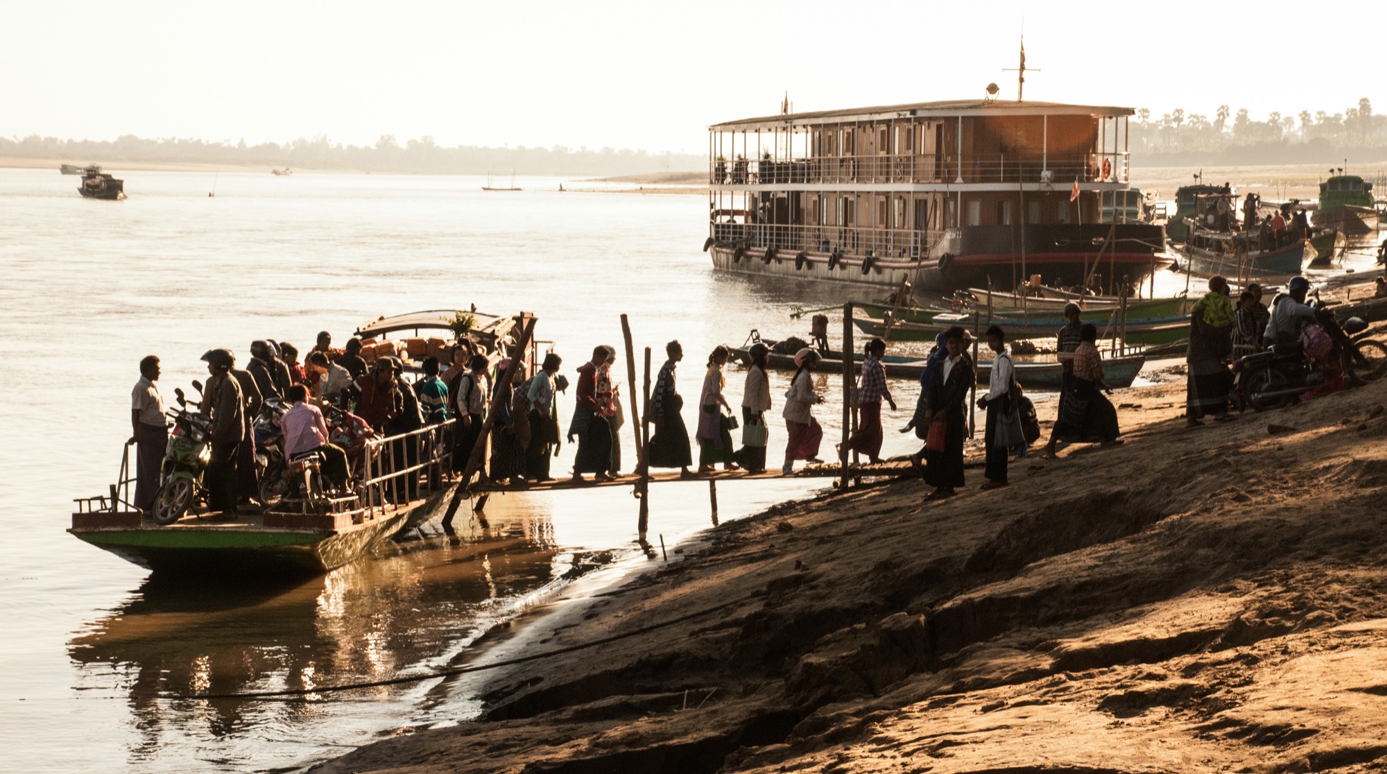 Pandaw RV Zawgyi Excursions.jpg